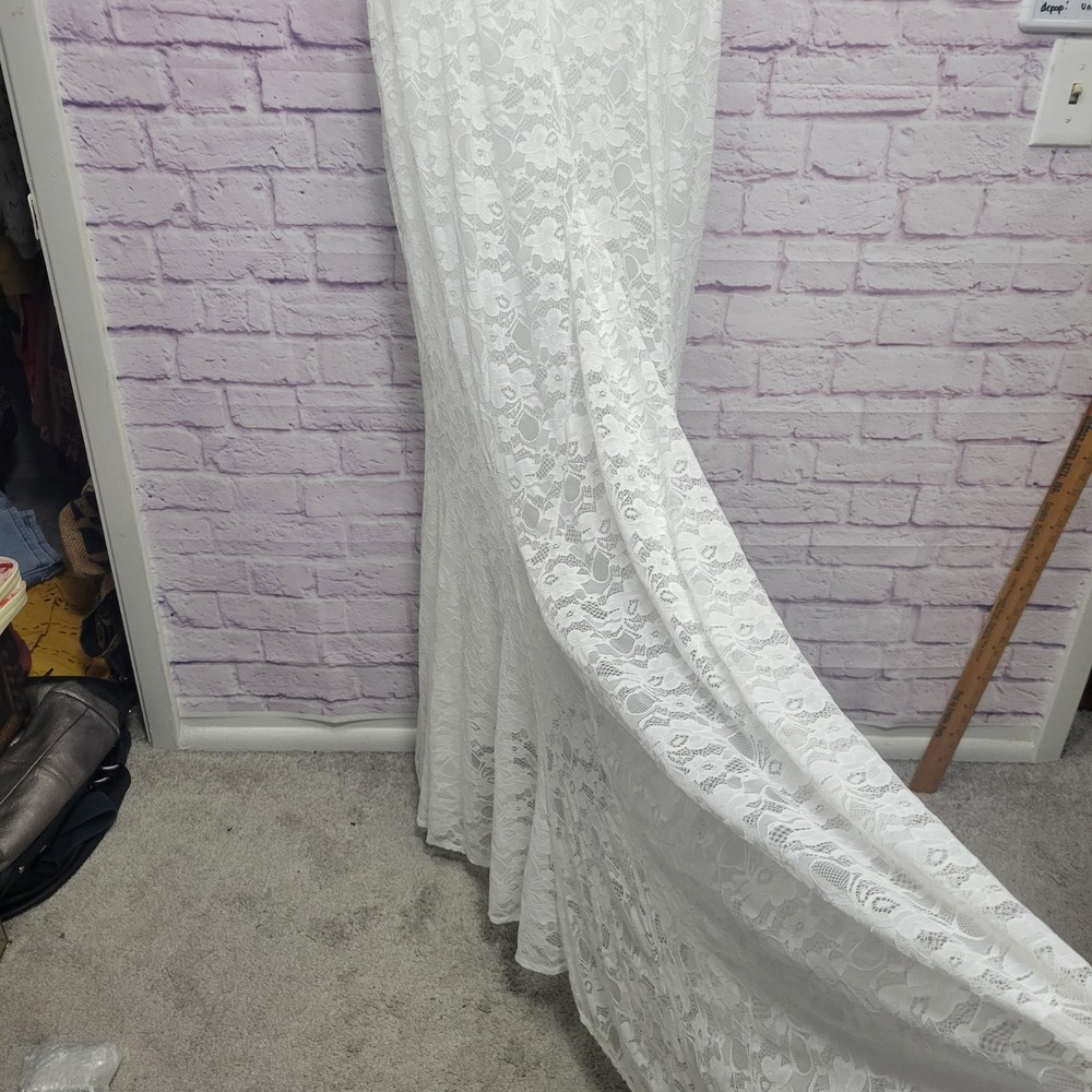 NEW Torrid Ever After Wedding Dress Sz 14 Lace Body Train Bridal Classic Boho - Picture 6 of 10